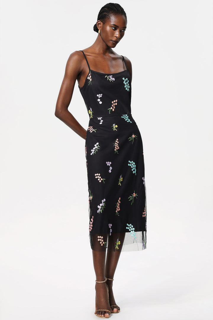 Minola  Sleeveless Sequin Embroidery Midi Dress