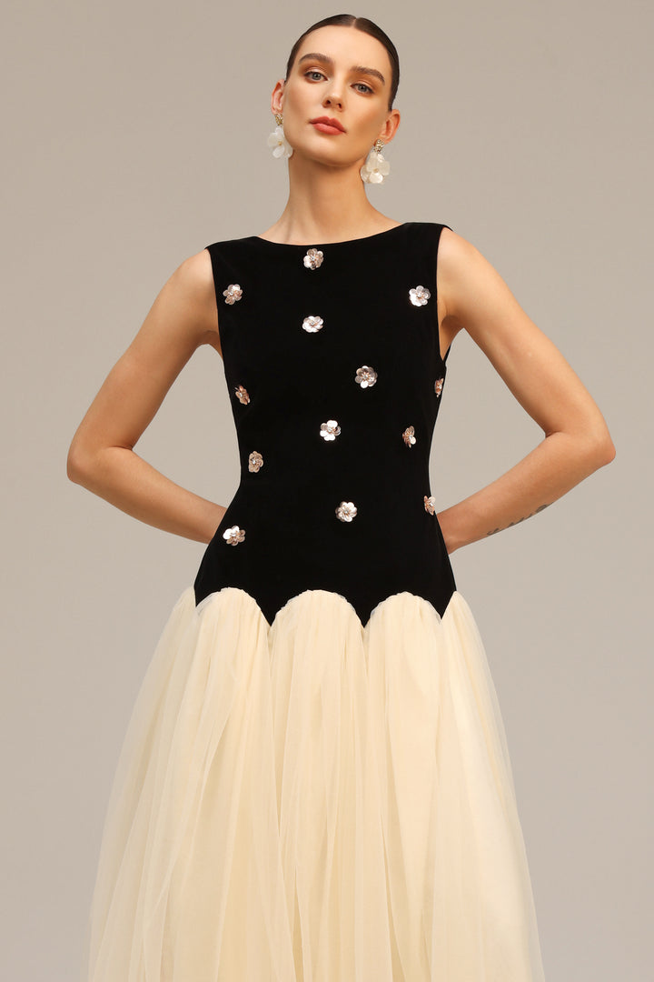 Roto Sleeveless Sequin Flowers Maxi Dress